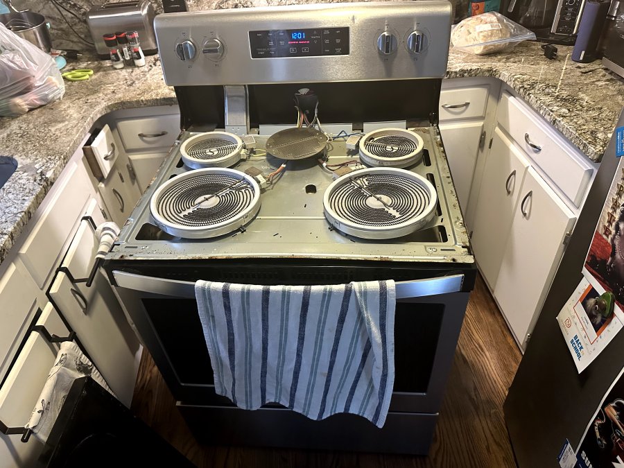 Whirlpool Electric Cooktop Repair — Surface Element Replacement in Raleigh